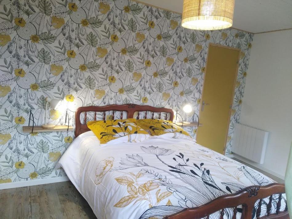 Appartement Cozy Dans Maison Privee Tauves 외부 사진